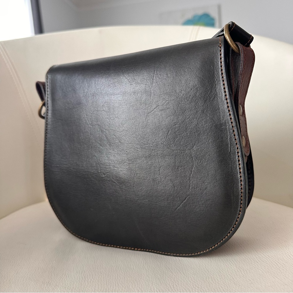 Genuine Leather AXIS Western Style Classic cross body bag - Picture 5 of 16